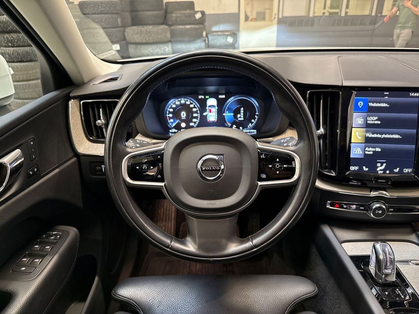 VOLVO XC60 2019