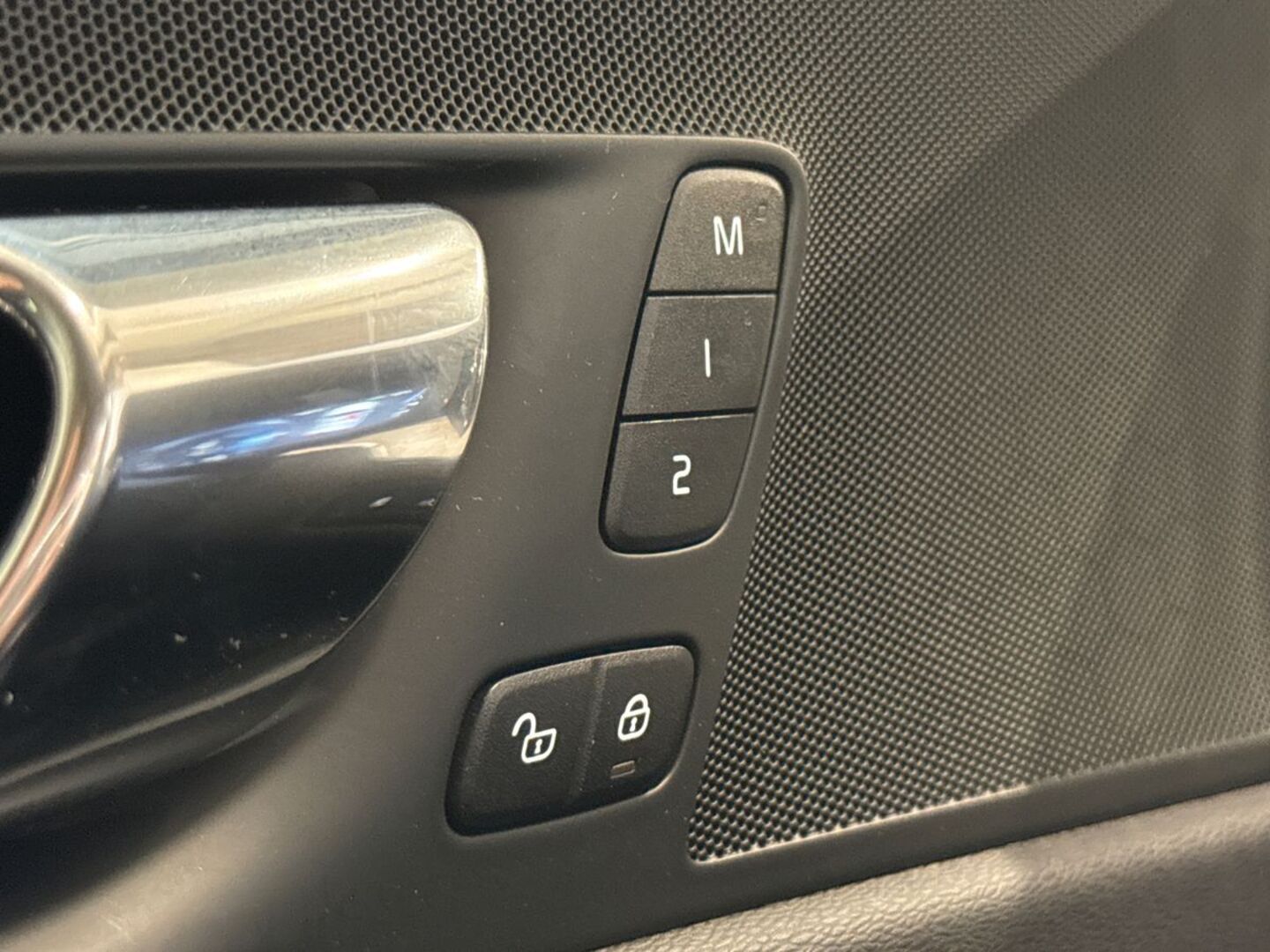 VOLVO XC60 2019