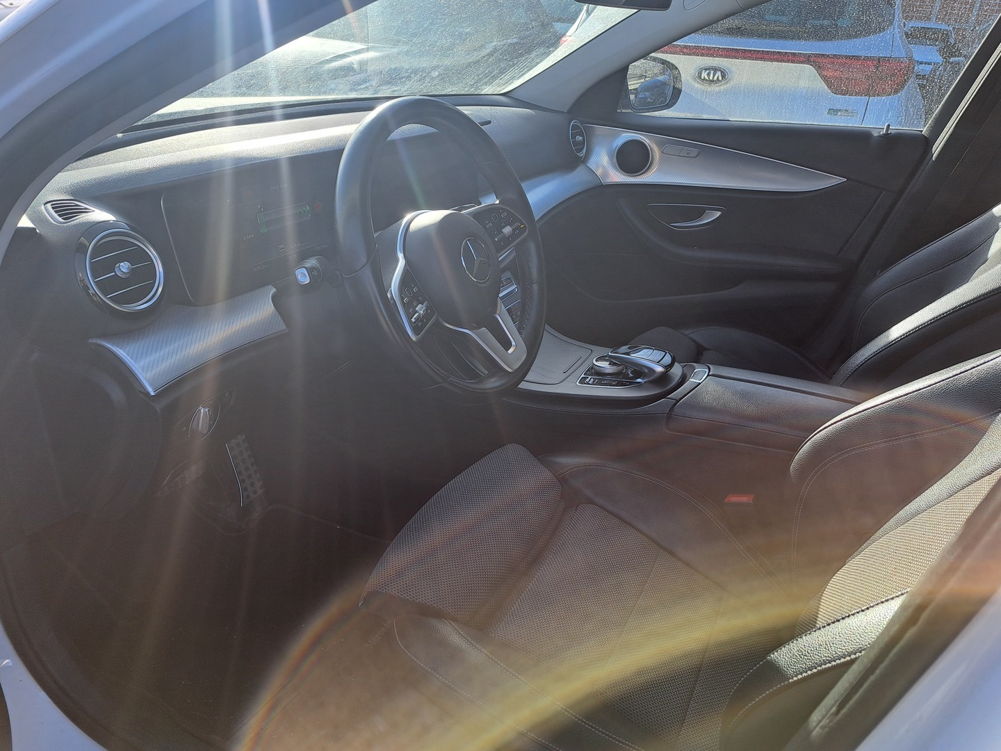 MERCEDES-BENZ E 2019