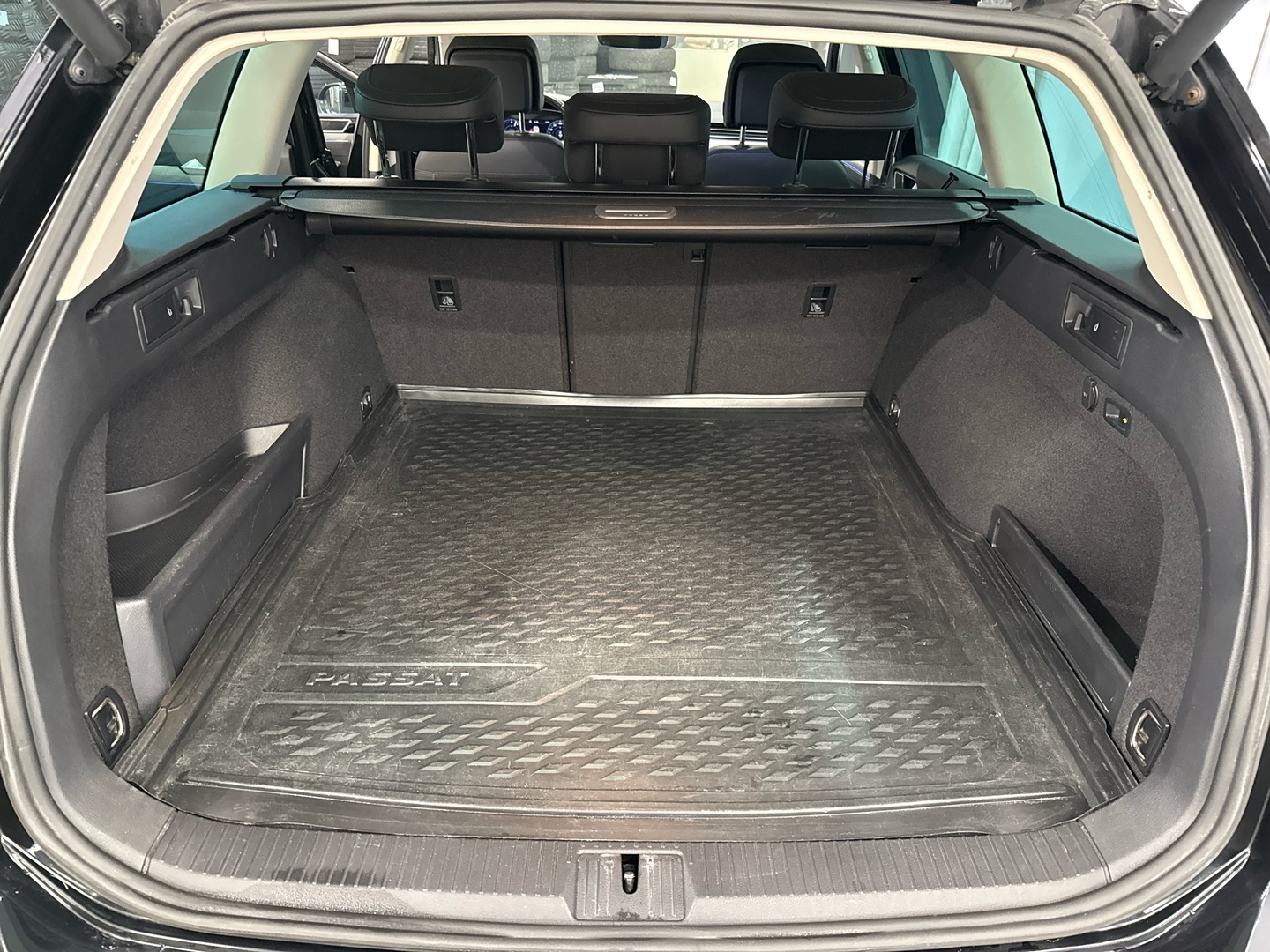 VOLKSWAGEN Passat 2018