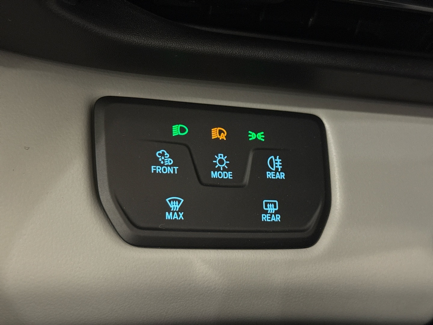 FORD Explorer 2026