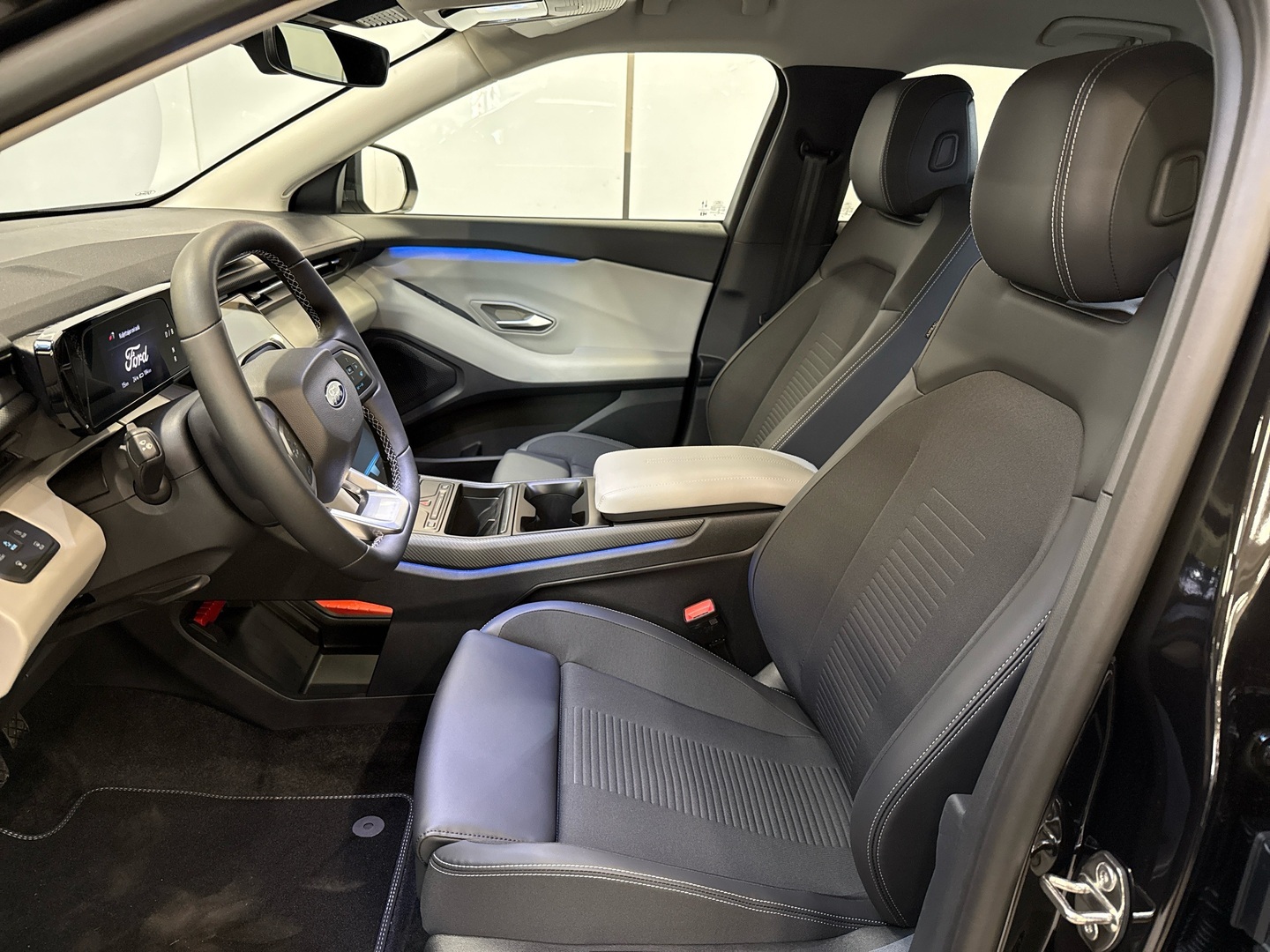 FORD Explorer 2026