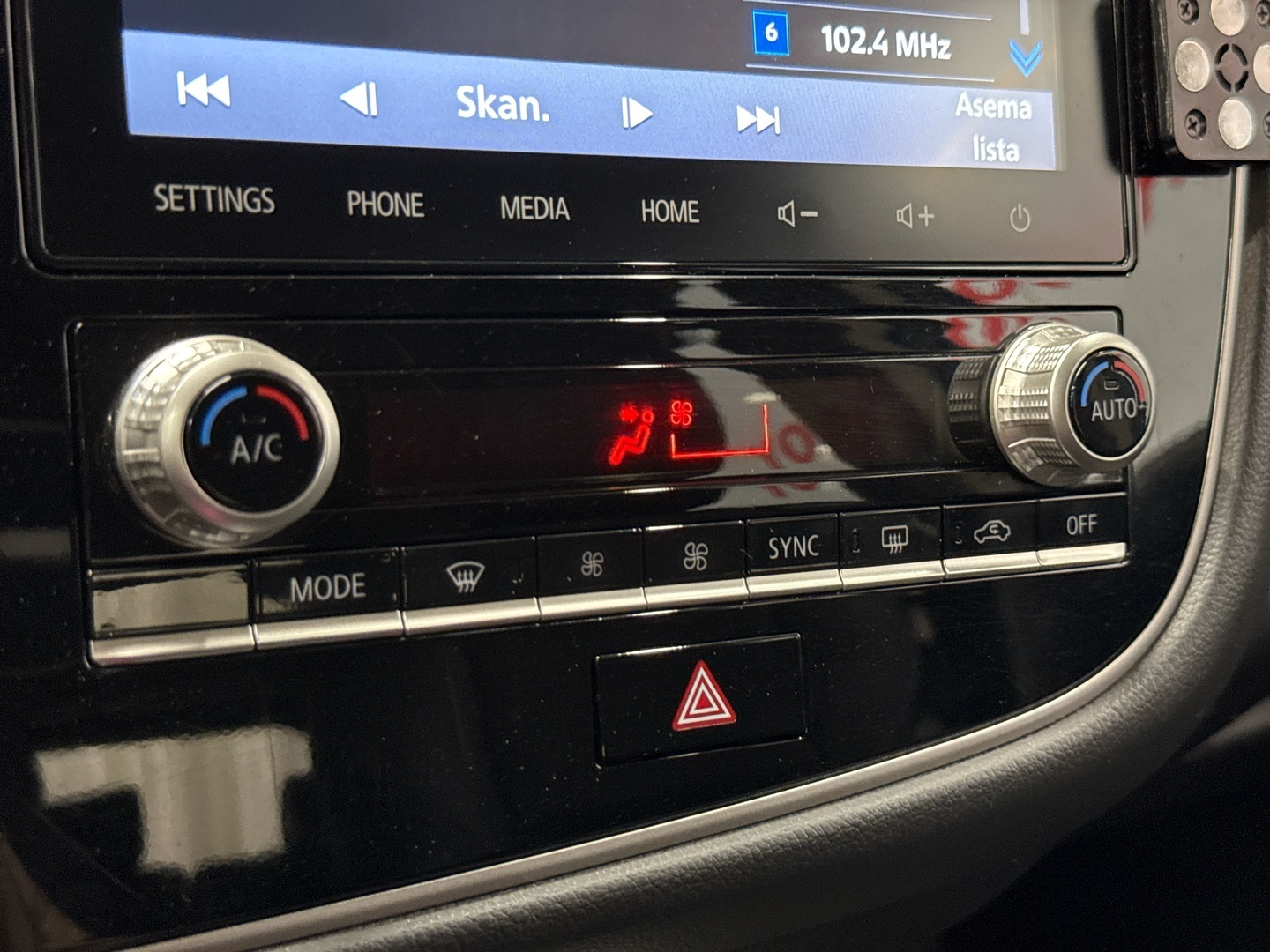 MITSUBISHI Outlander PHEV 2021