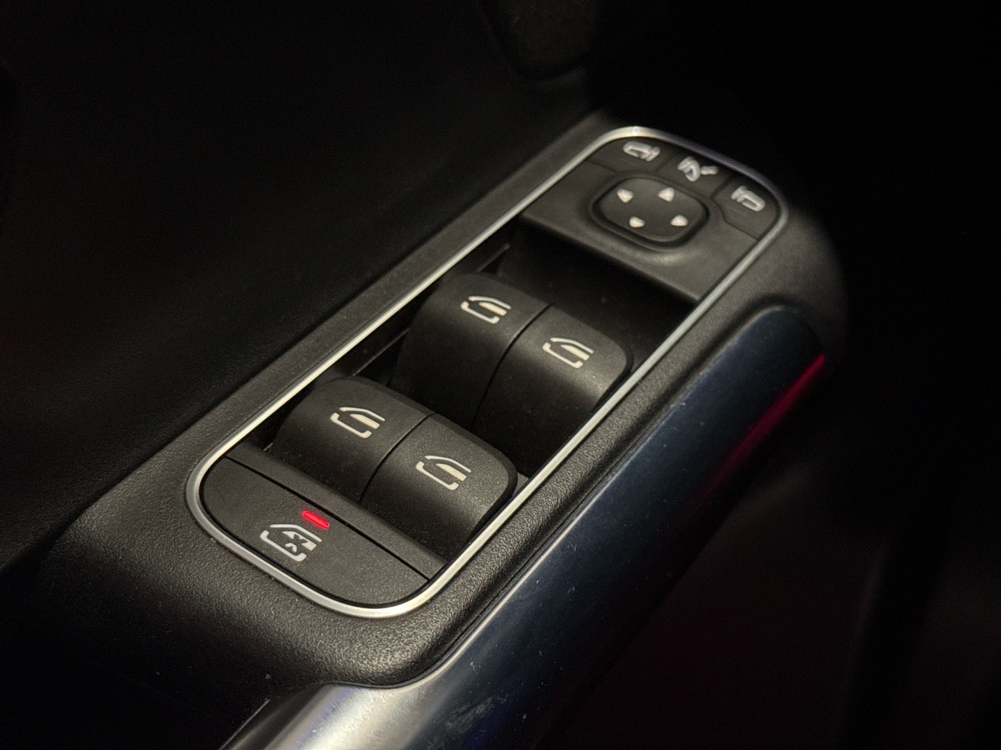 MERCEDES-BENZ GLA 2020