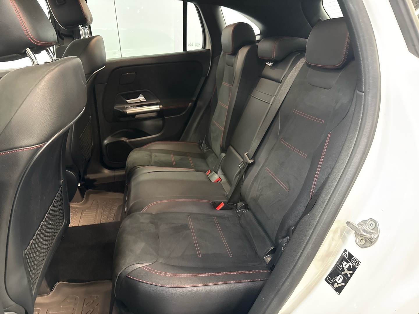 MERCEDES-BENZ GLA 2020