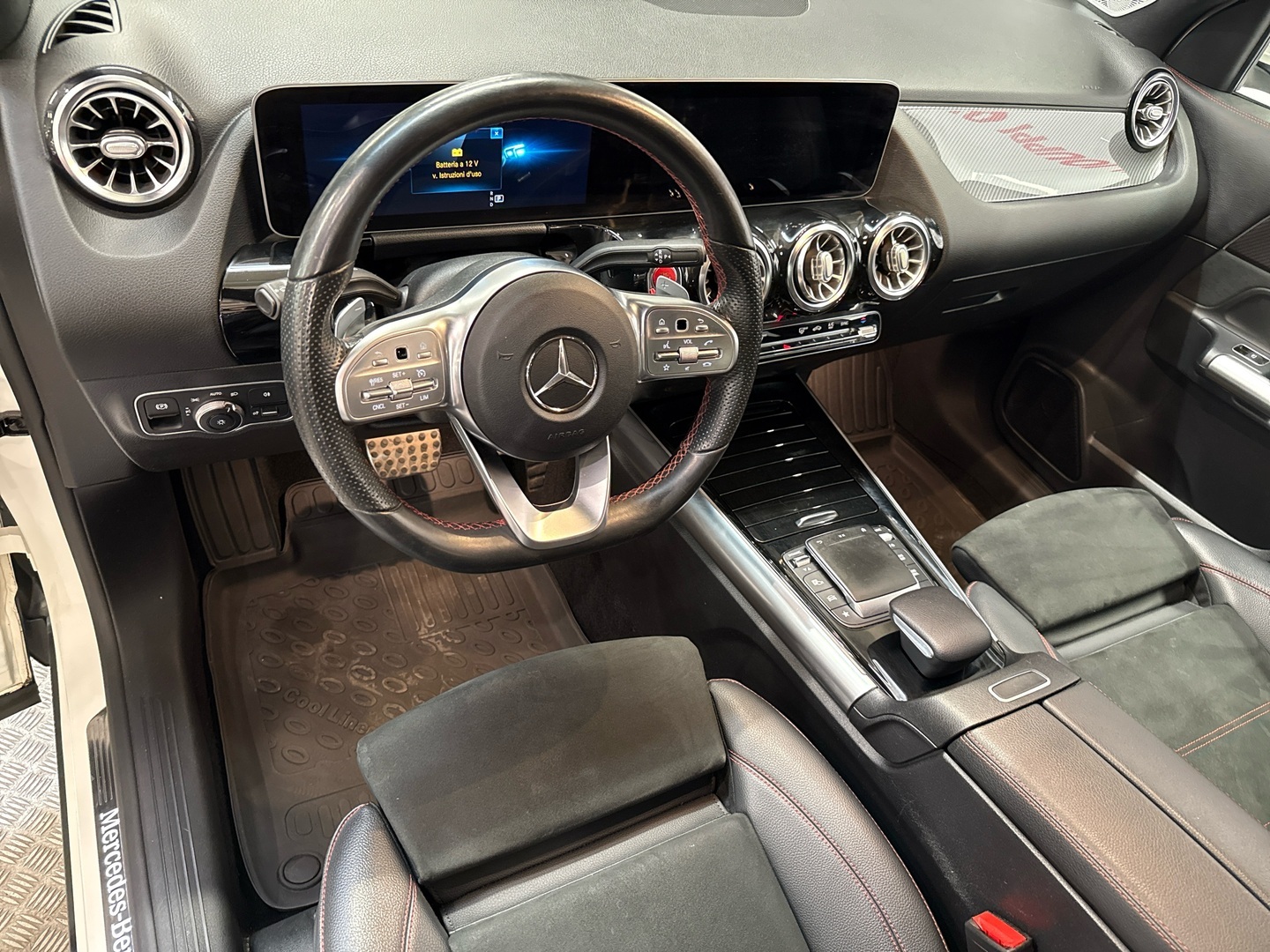 MERCEDES-BENZ GLA 2020