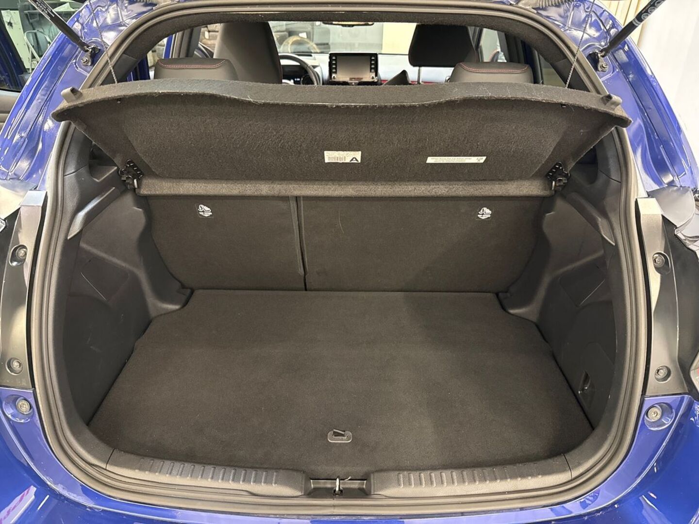 TOYOTA Yaris 2021