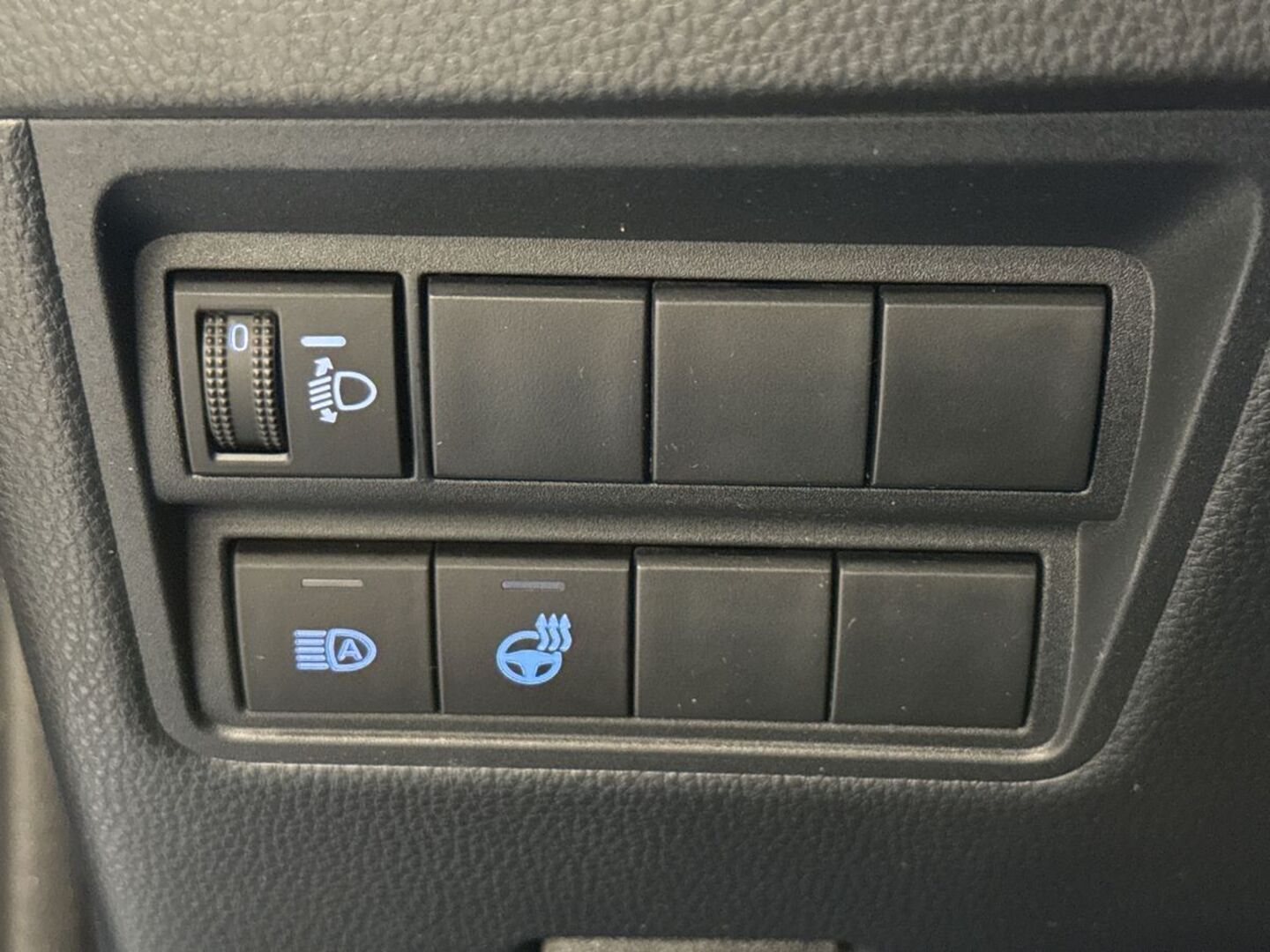 TOYOTA Yaris 2021