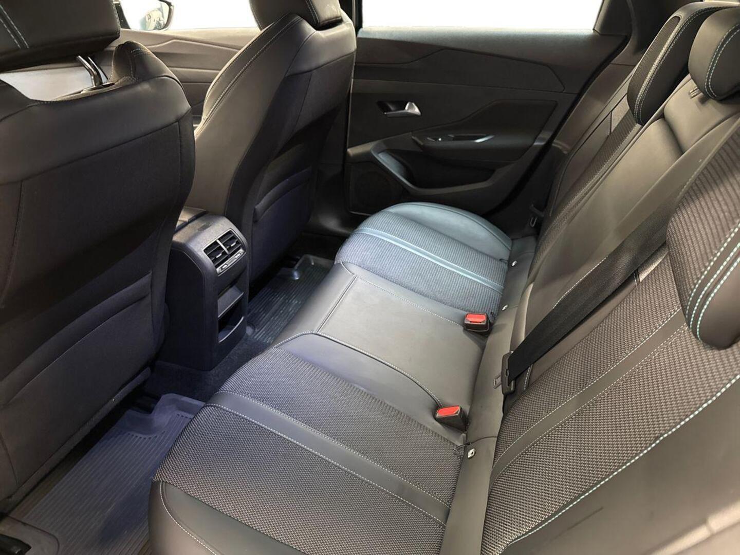 PEUGEOT 308 2024