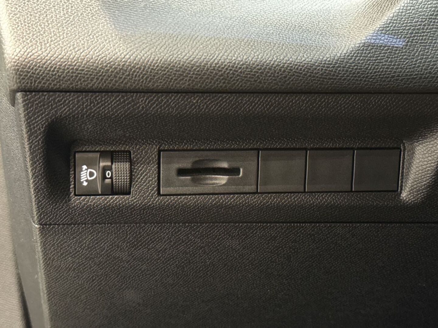 PEUGEOT 308 2024