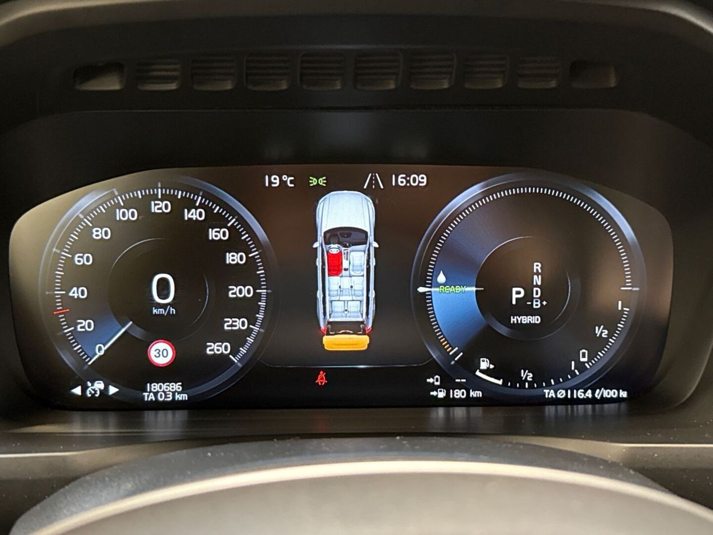 VOLVO XC90 2021