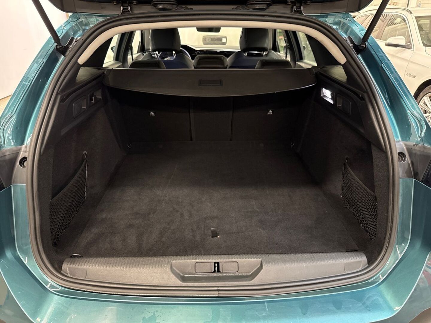 PEUGEOT 308 11