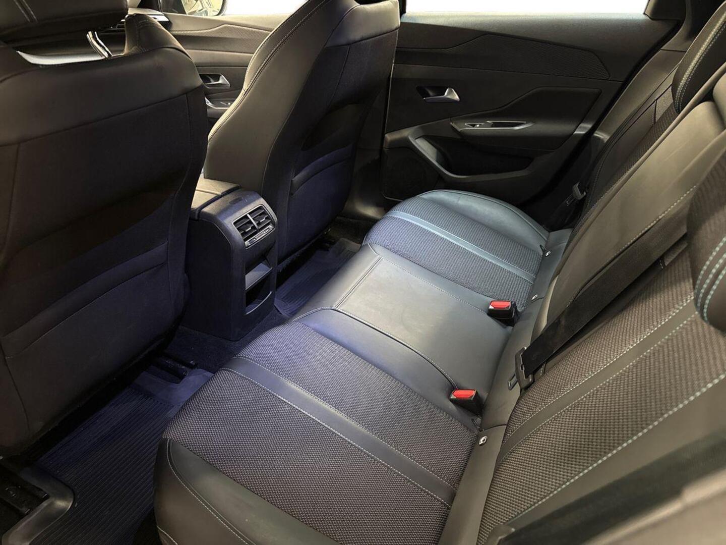 PEUGEOT 308 2024