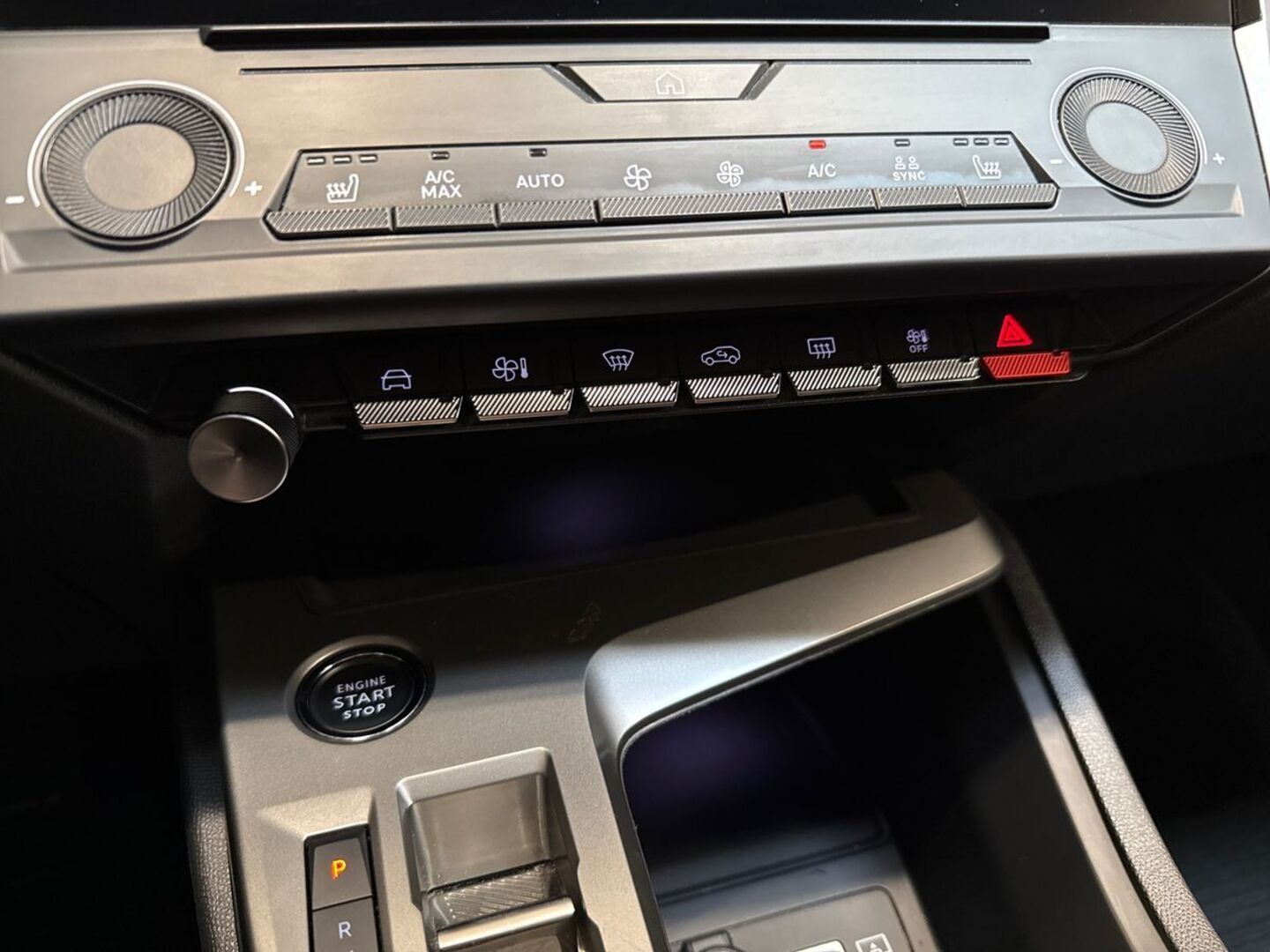 PEUGEOT 308 2024