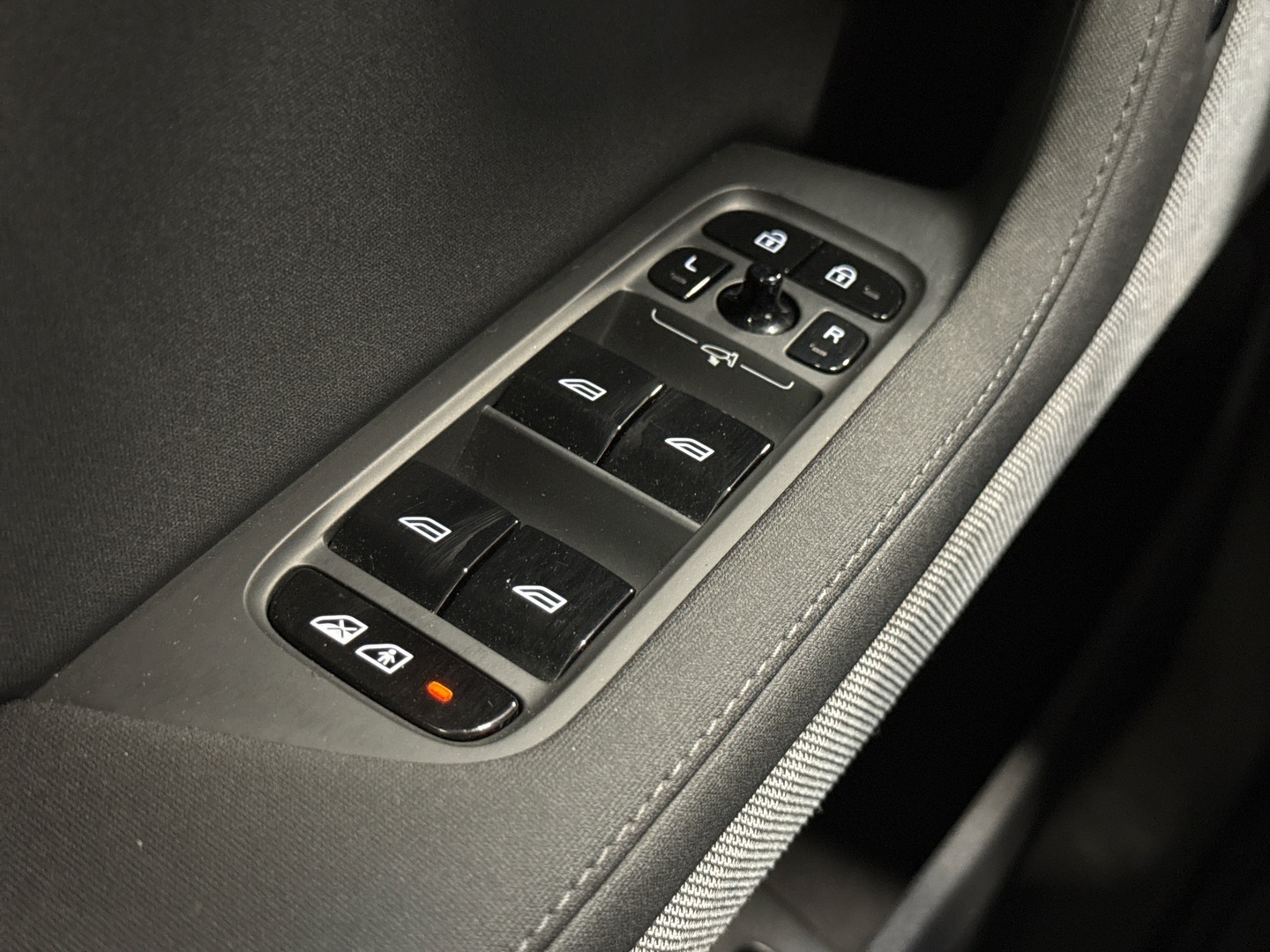 POLESTAR 2 2022
