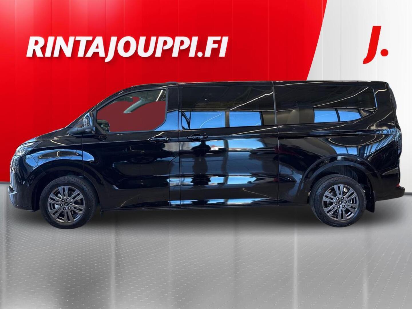 FORD Tourneo Custom 2026
