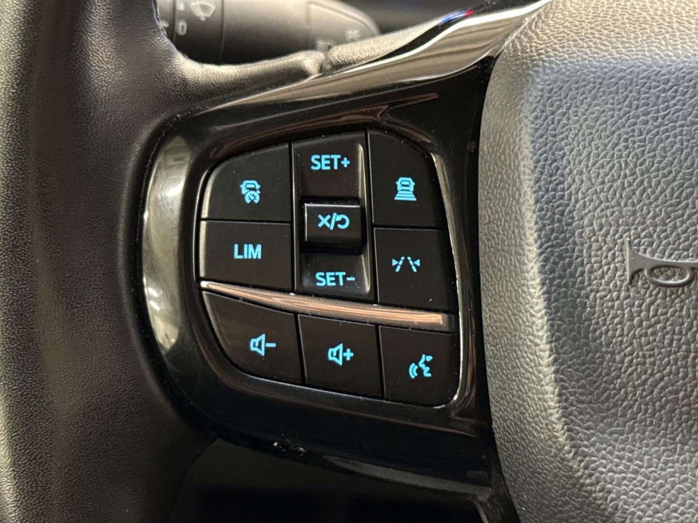 FORD Transit Custom 14