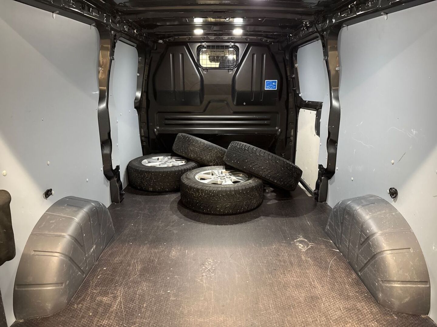 FORD Transit Custom 9