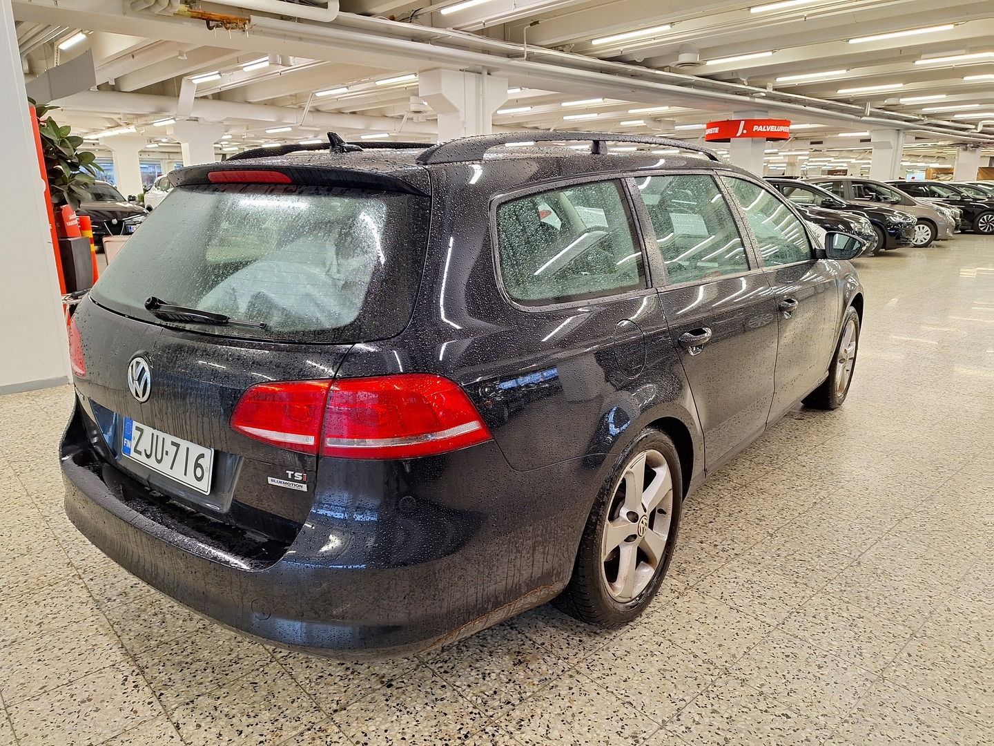 VOLKSWAGEN Passat 2013