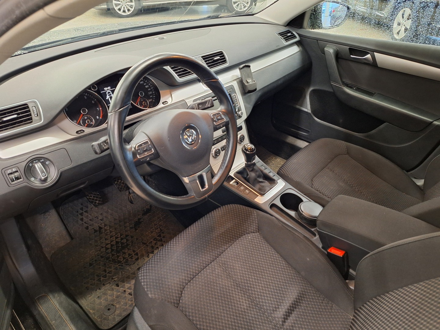 VOLKSWAGEN Passat 2013