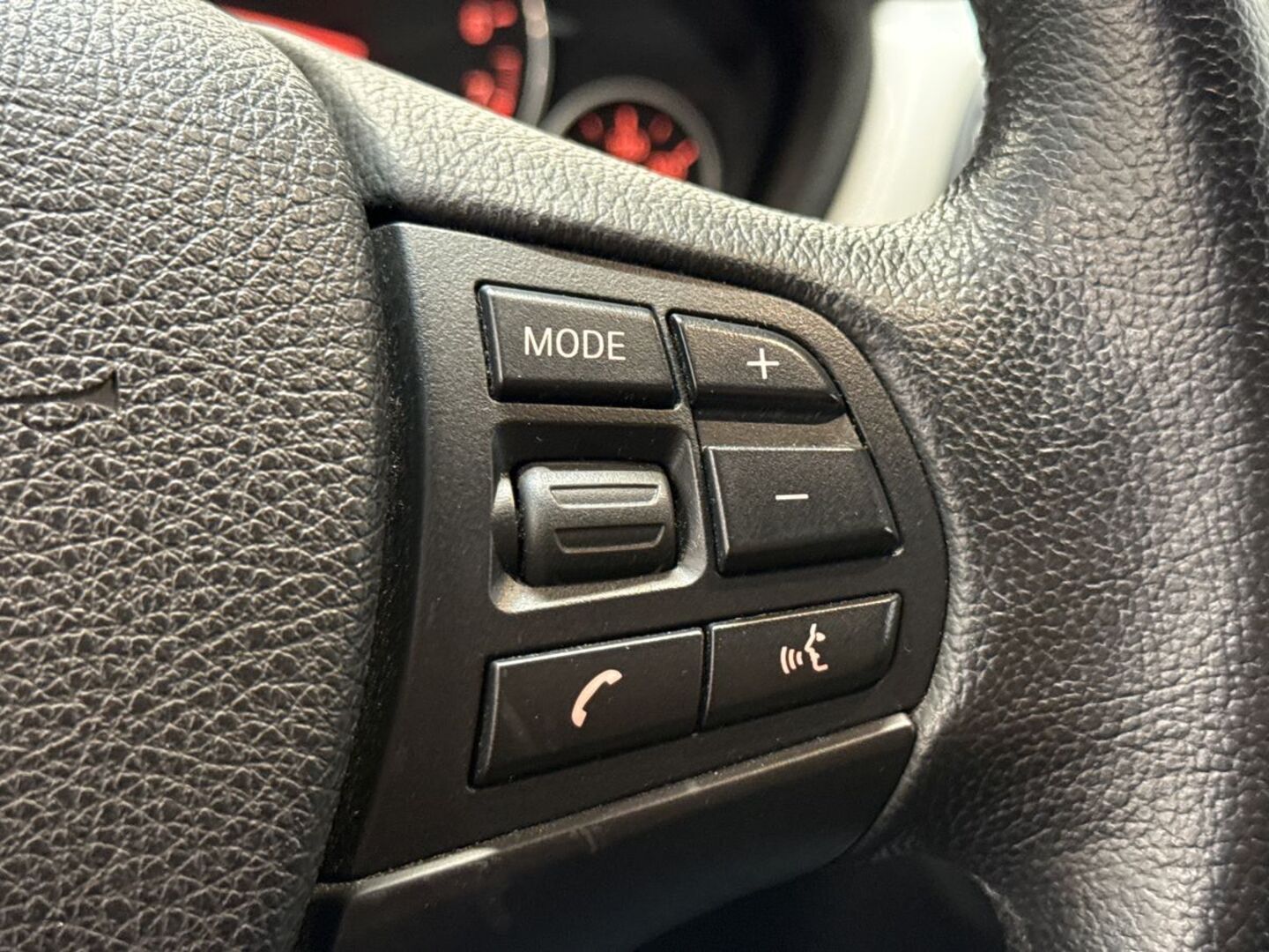 BMW 320 2015