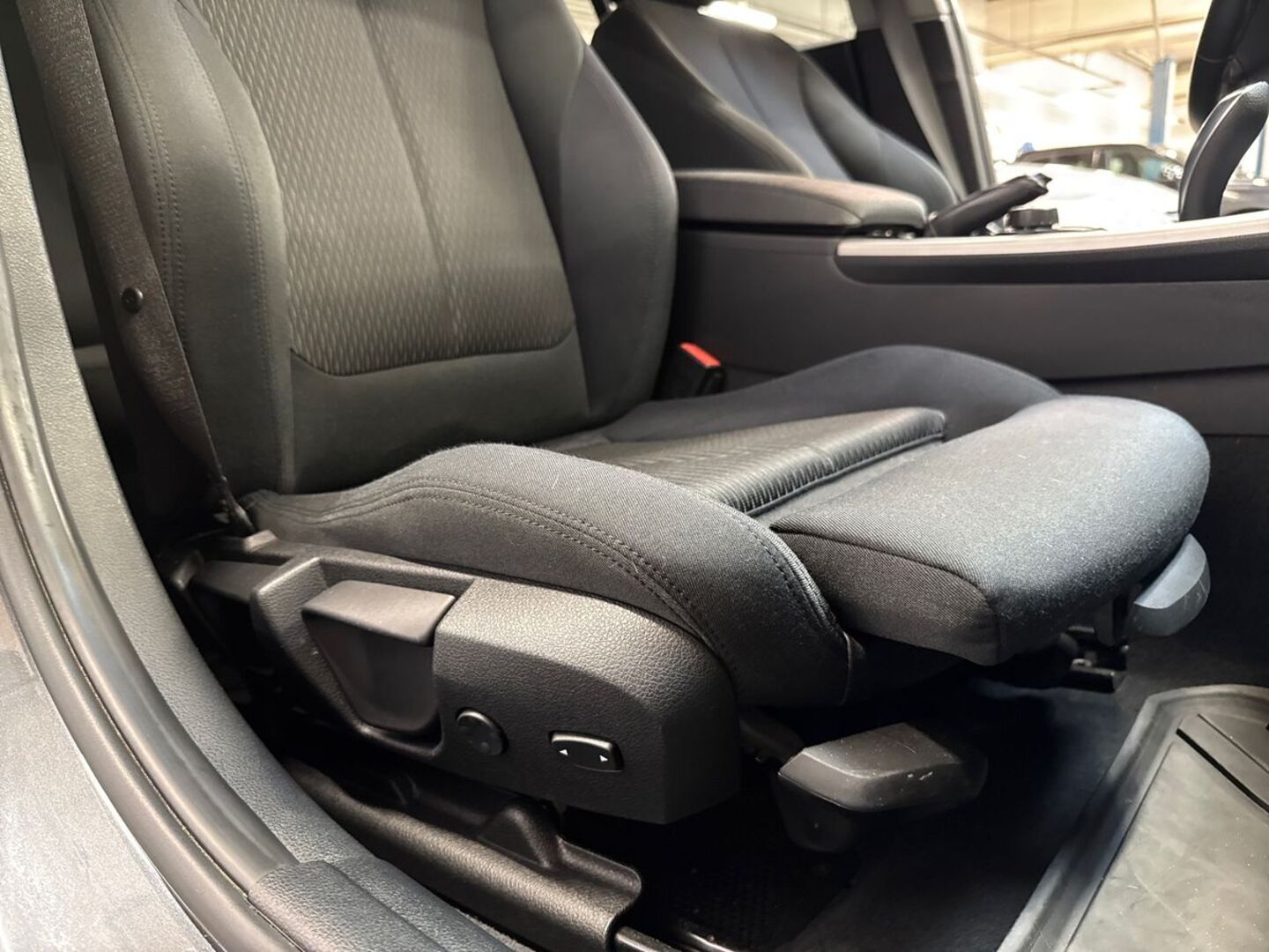 BMW 320 2015