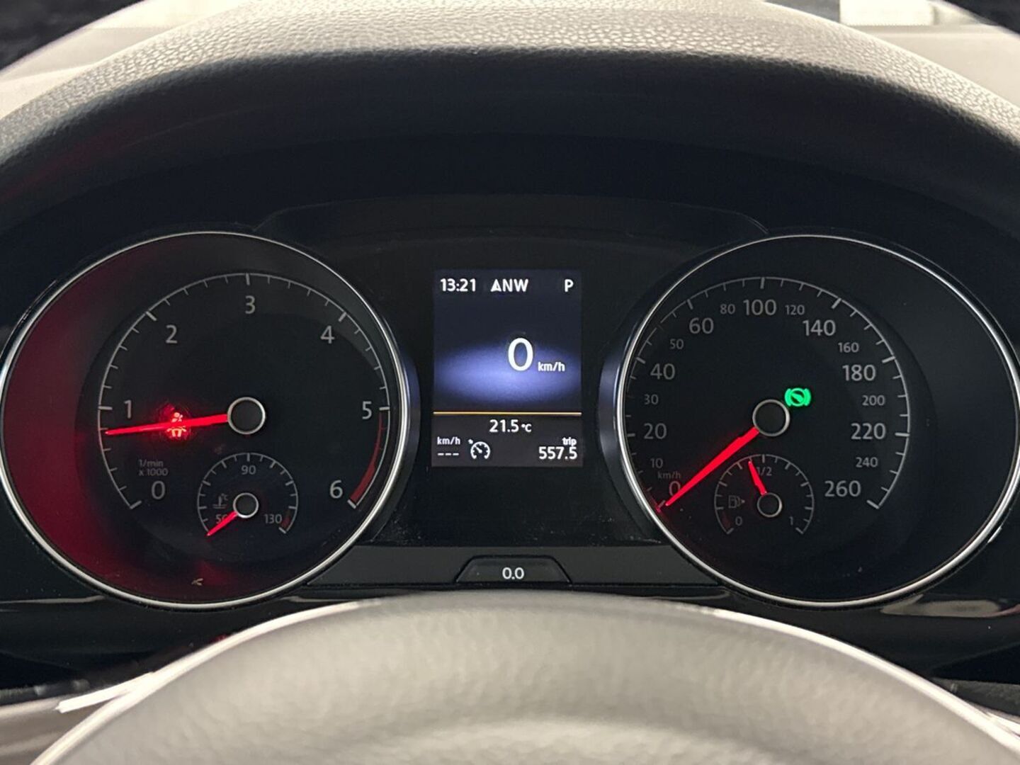 VOLKSWAGEN Golf Sportsvan 2015