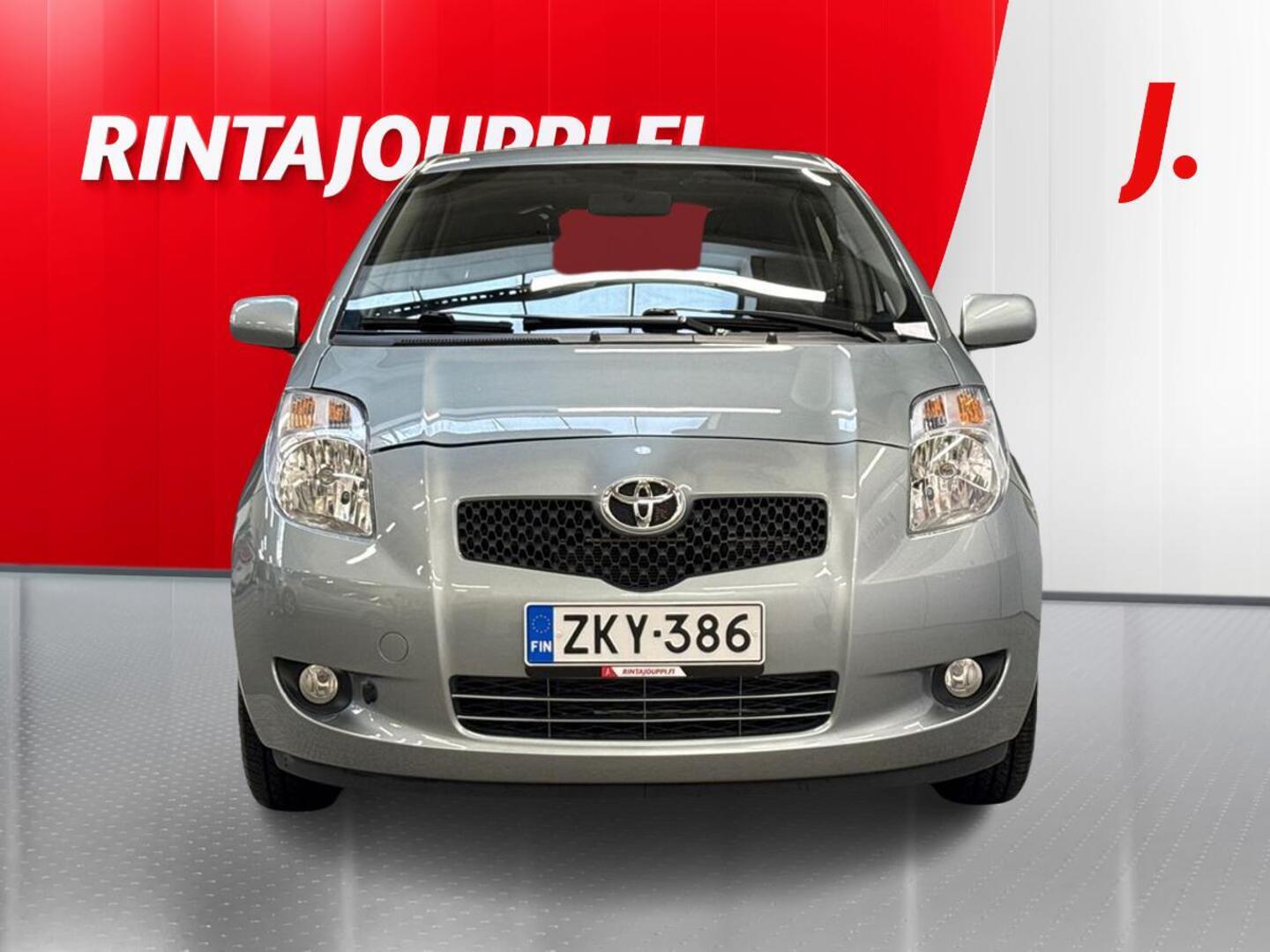 TOYOTA Yaris 2008