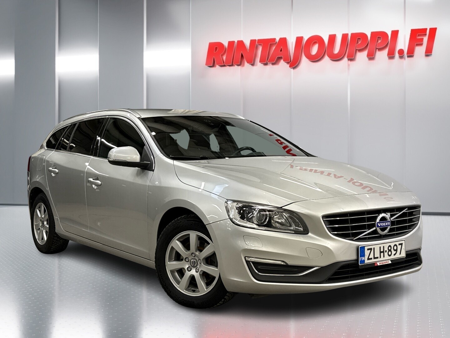 VOLVO V60 2016