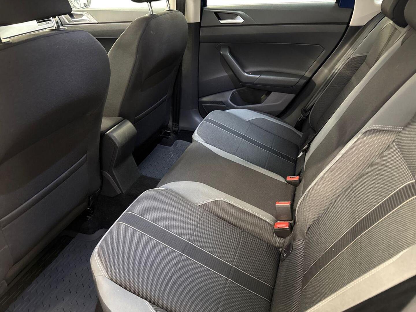 VOLKSWAGEN Polo 2018