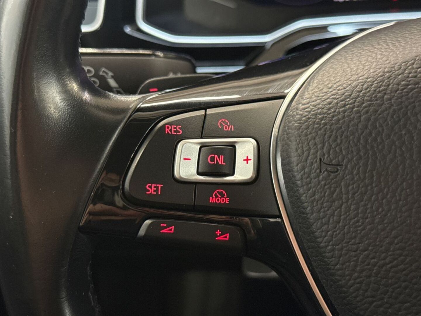 VOLKSWAGEN Polo 2018