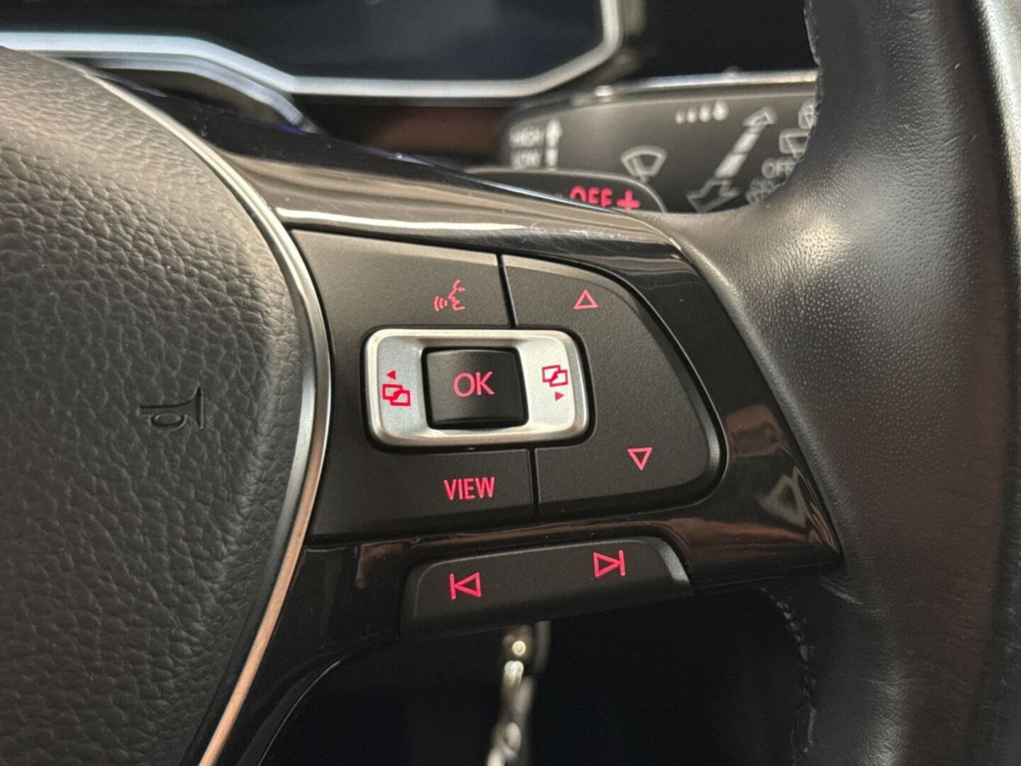 VOLKSWAGEN Polo 2018