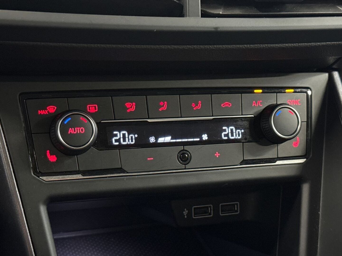 VOLKSWAGEN Polo 2018
