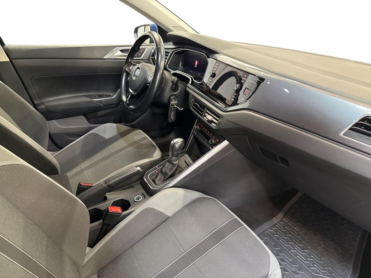 VOLKSWAGEN Polo 2018