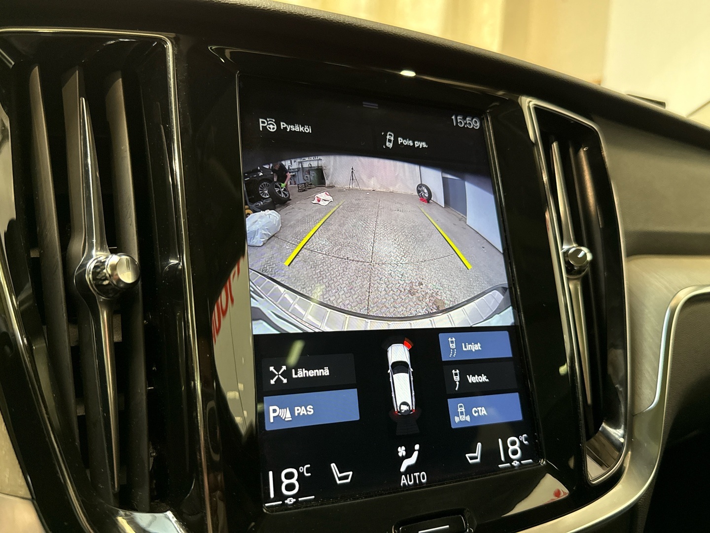 VOLVO V60 2019
