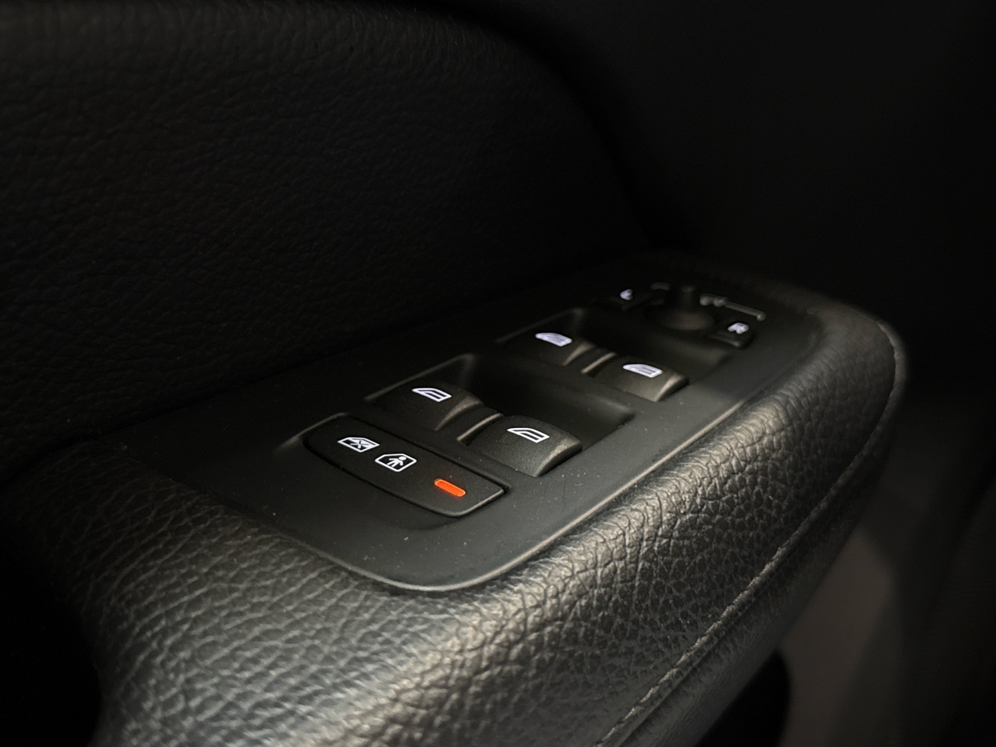 VOLVO V60 2019