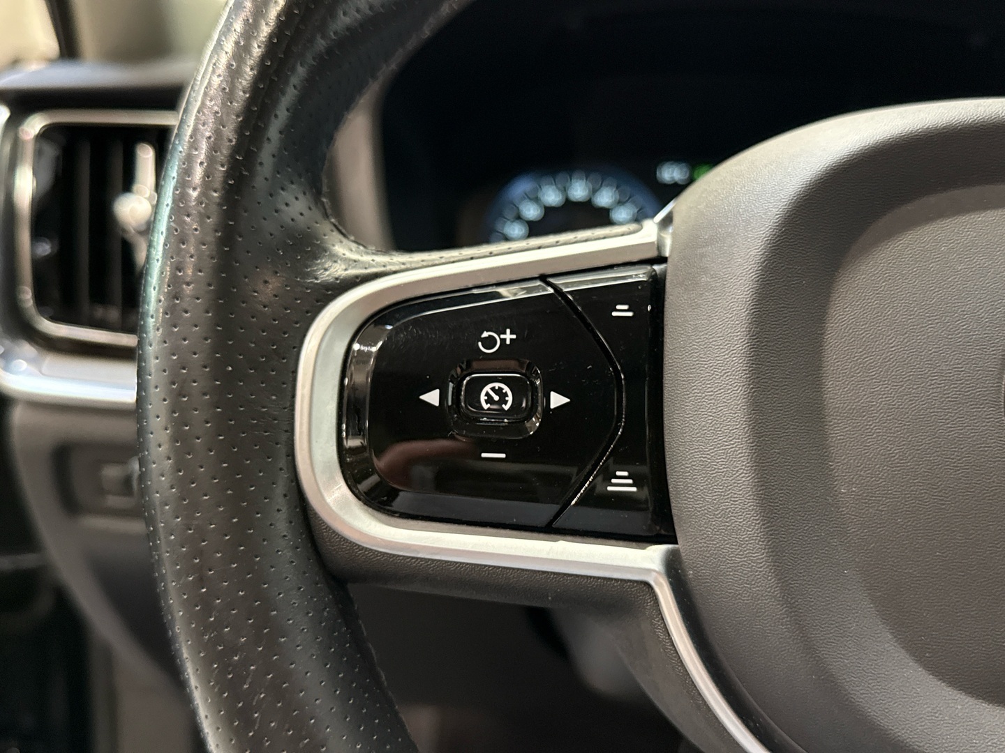 VOLVO V60 2019