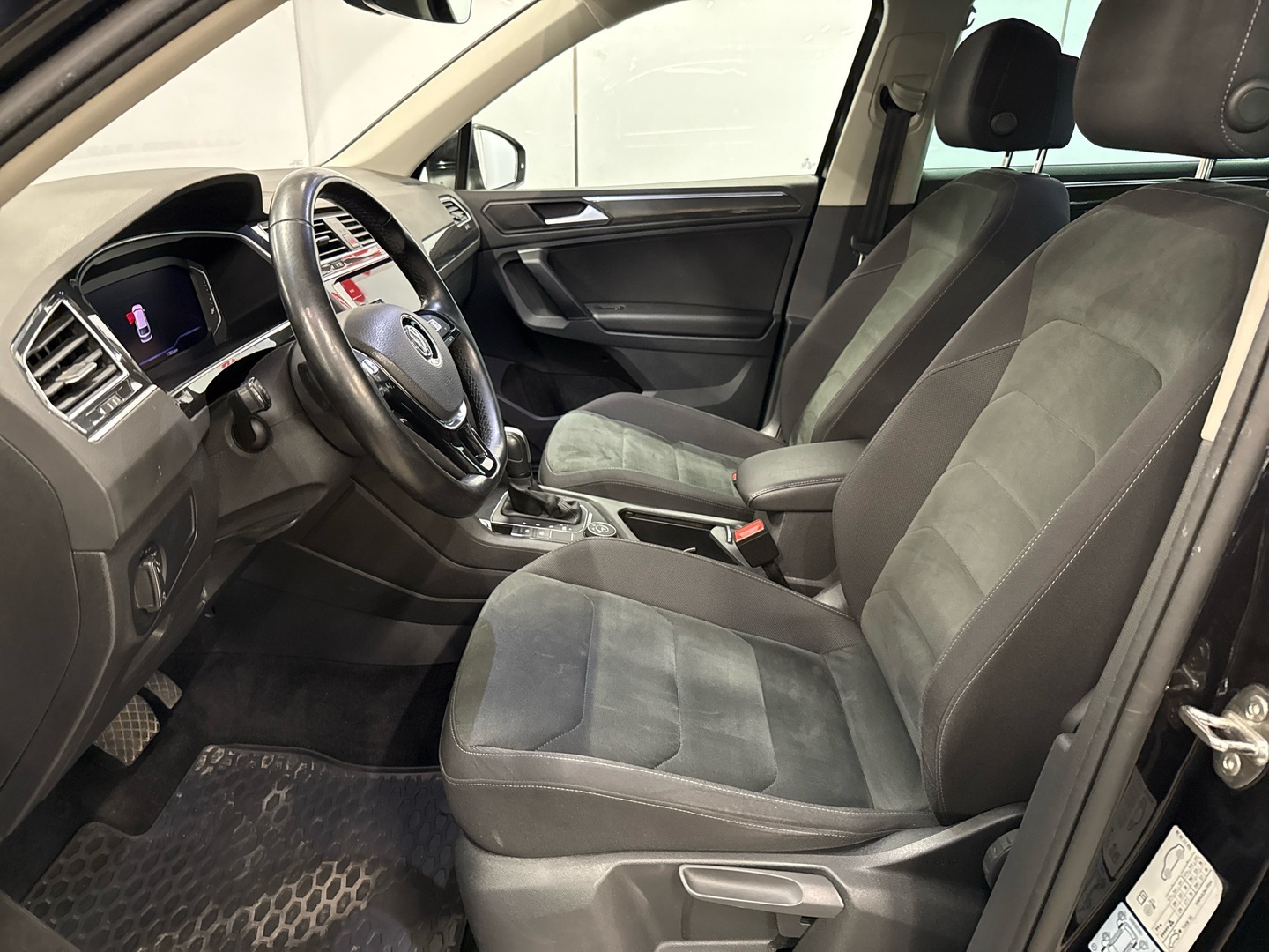 VOLKSWAGEN Tiguan 2020