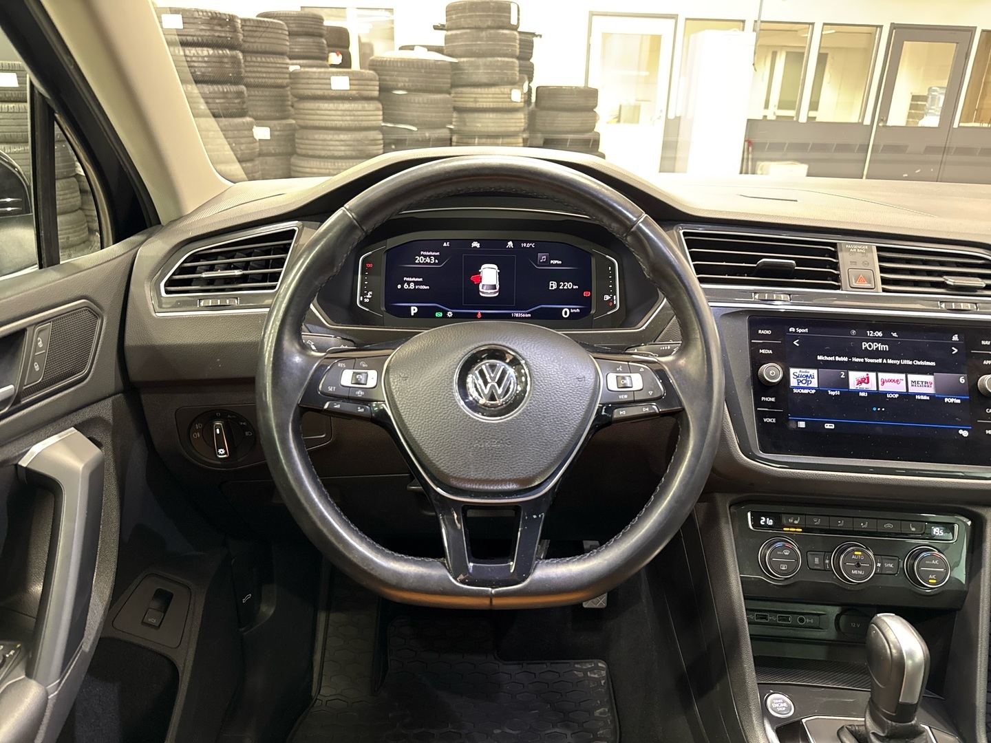 VOLKSWAGEN Tiguan 2020