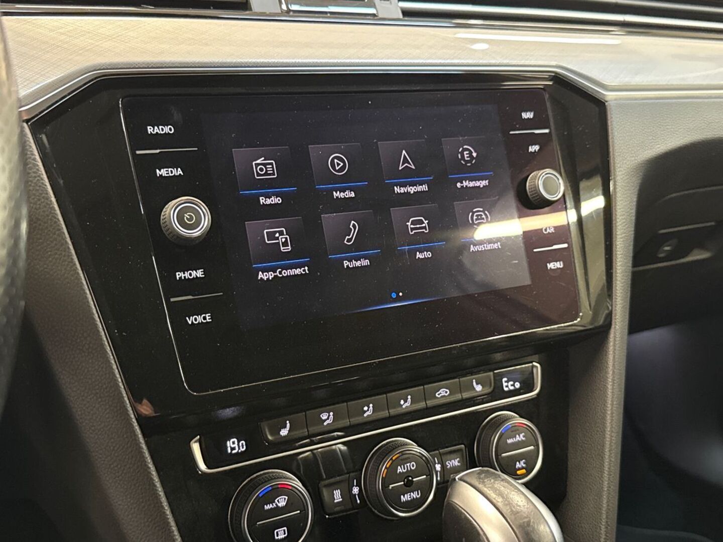 VOLKSWAGEN Passat 2020
