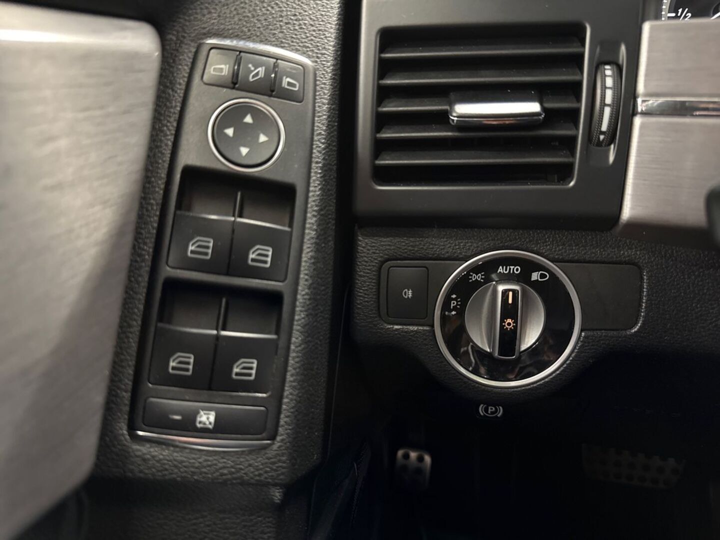MERCEDES-BENZ GLK 2012