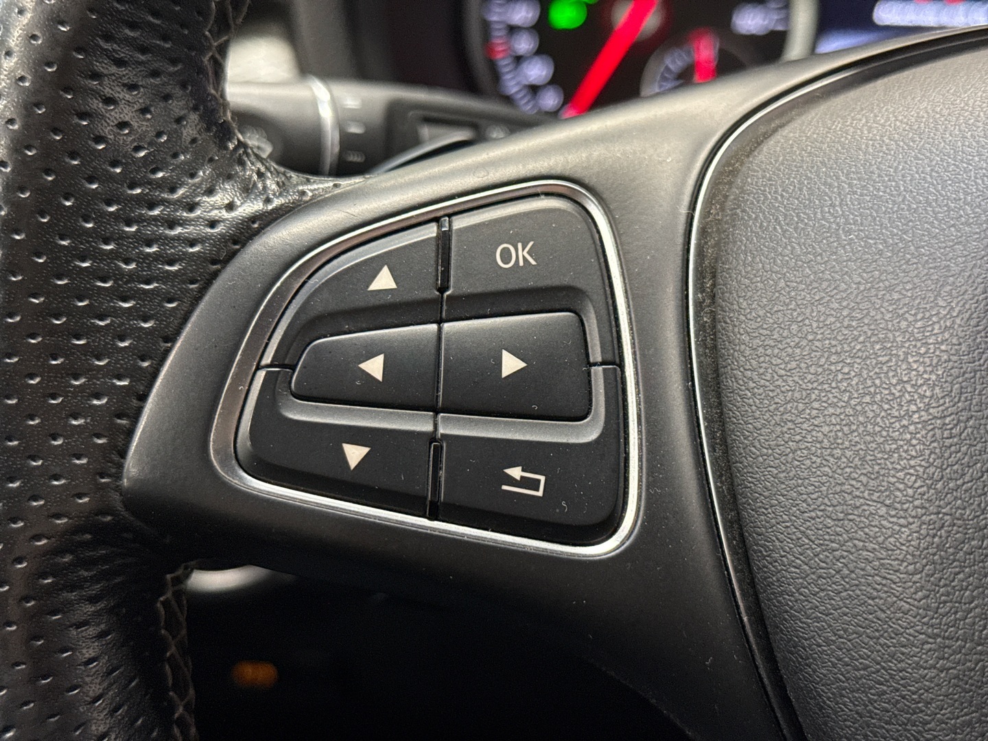 MERCEDES-BENZ B 2017