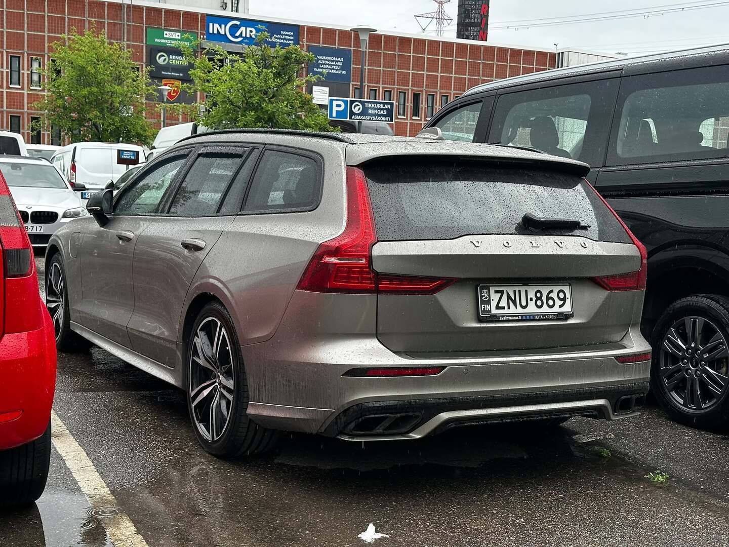VOLVO V60 2022
