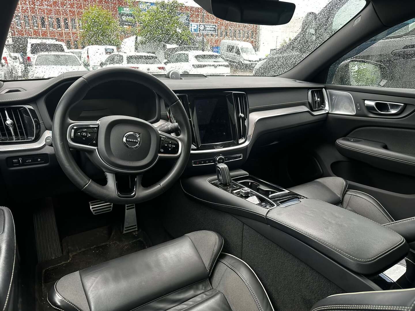 VOLVO V60 2022