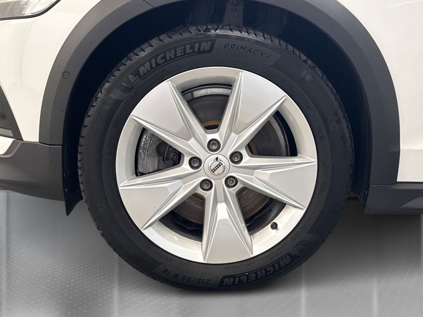 VOLVO V60 Cross Country 13