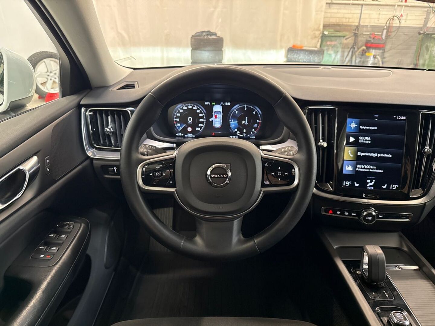 VOLVO V60 Cross Country 19