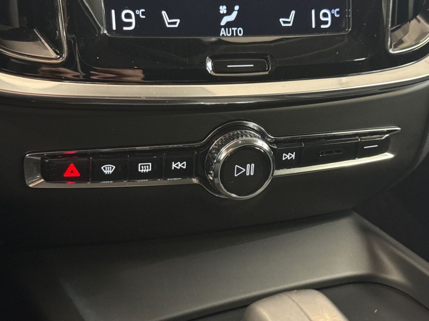 VOLVO V60 Cross Country 30