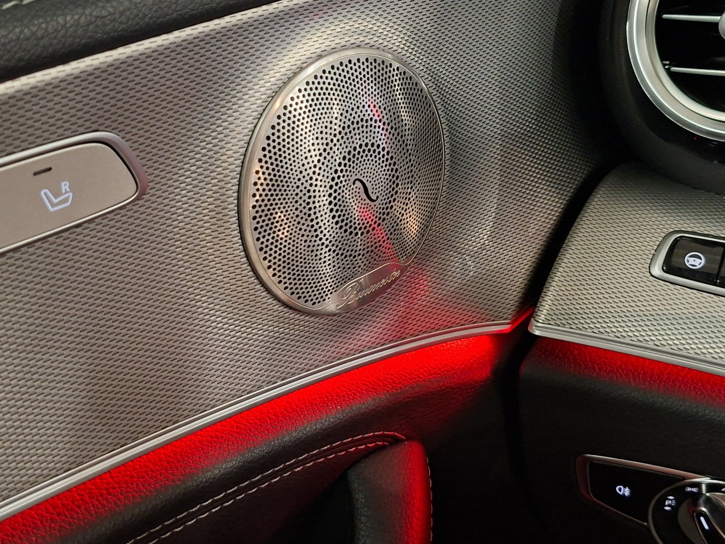 MERCEDES-BENZ E 2018