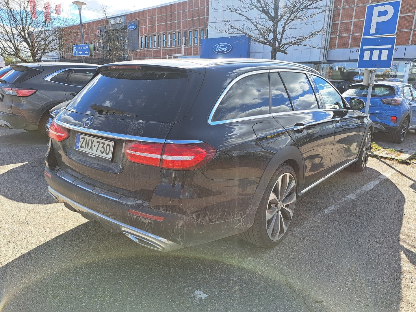 MERCEDES-BENZ E 2019