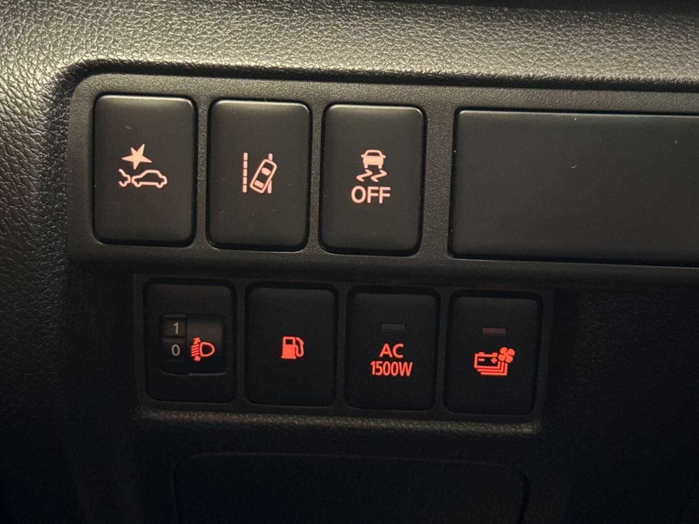 MITSUBISHI Eclipse Cross 2022